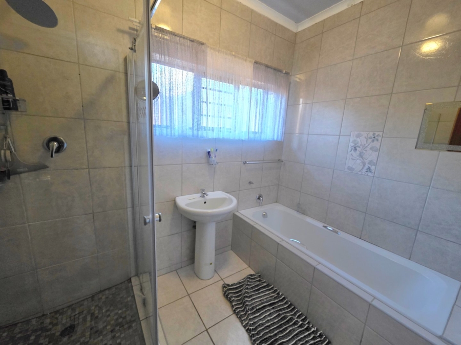 4 Bedroom Property for Sale in Panorama Free State